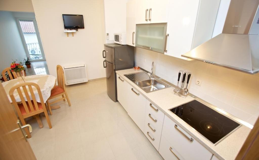Apartments Grlica Sutivan Δωμάτιο φωτογραφία