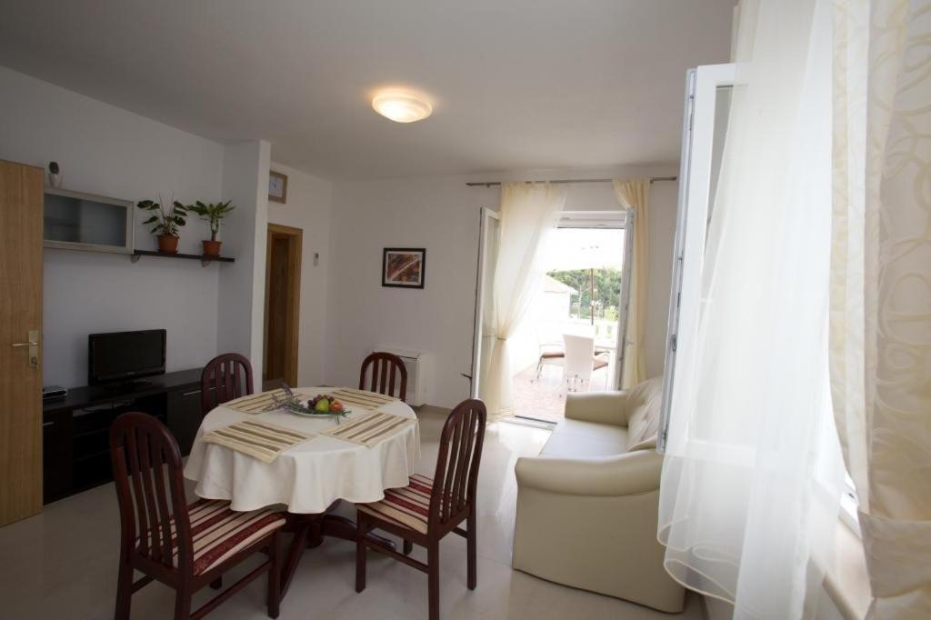 Apartments Grlica Sutivan Δωμάτιο φωτογραφία
