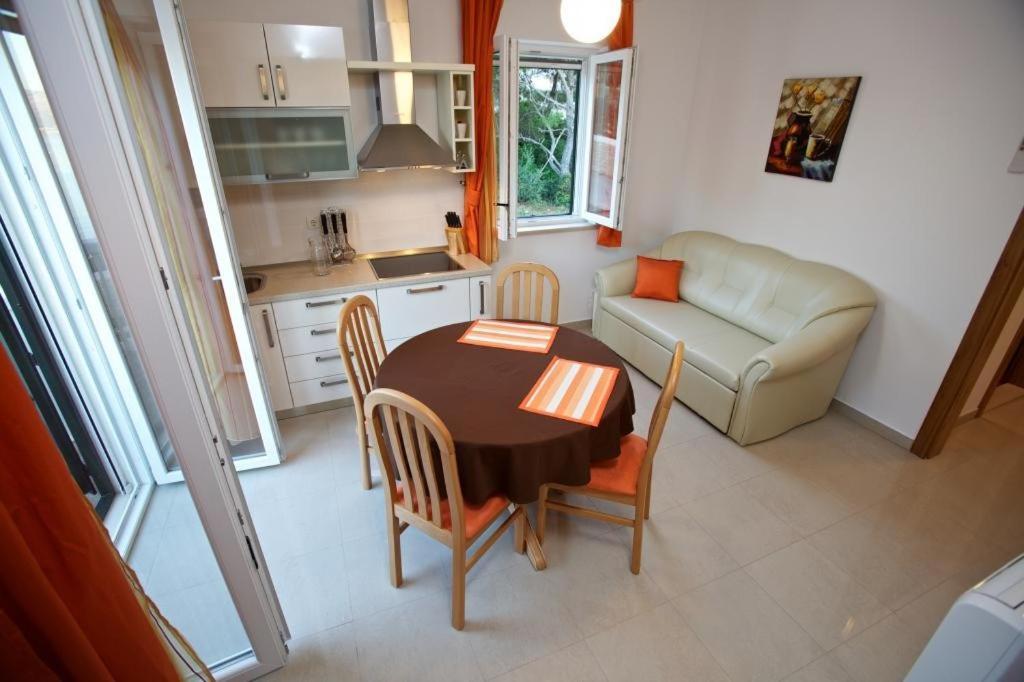 Apartments Grlica Sutivan Δωμάτιο φωτογραφία