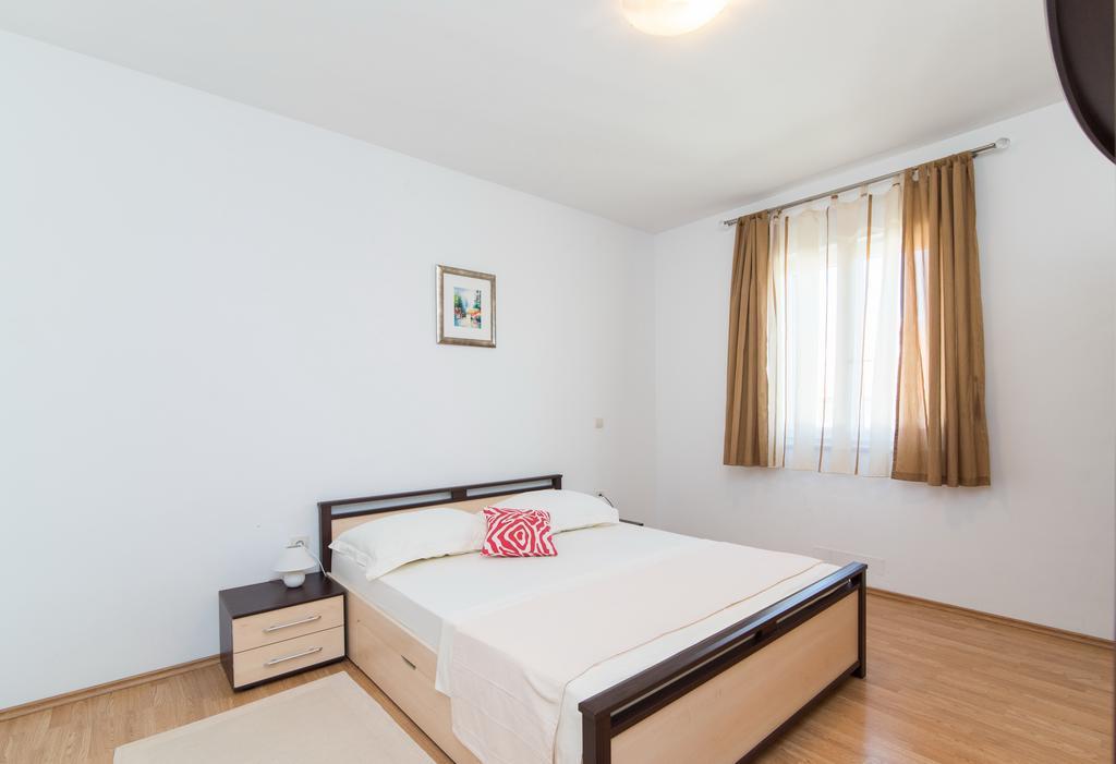 Apartments Grlica Sutivan Εξωτερικό φωτογραφία